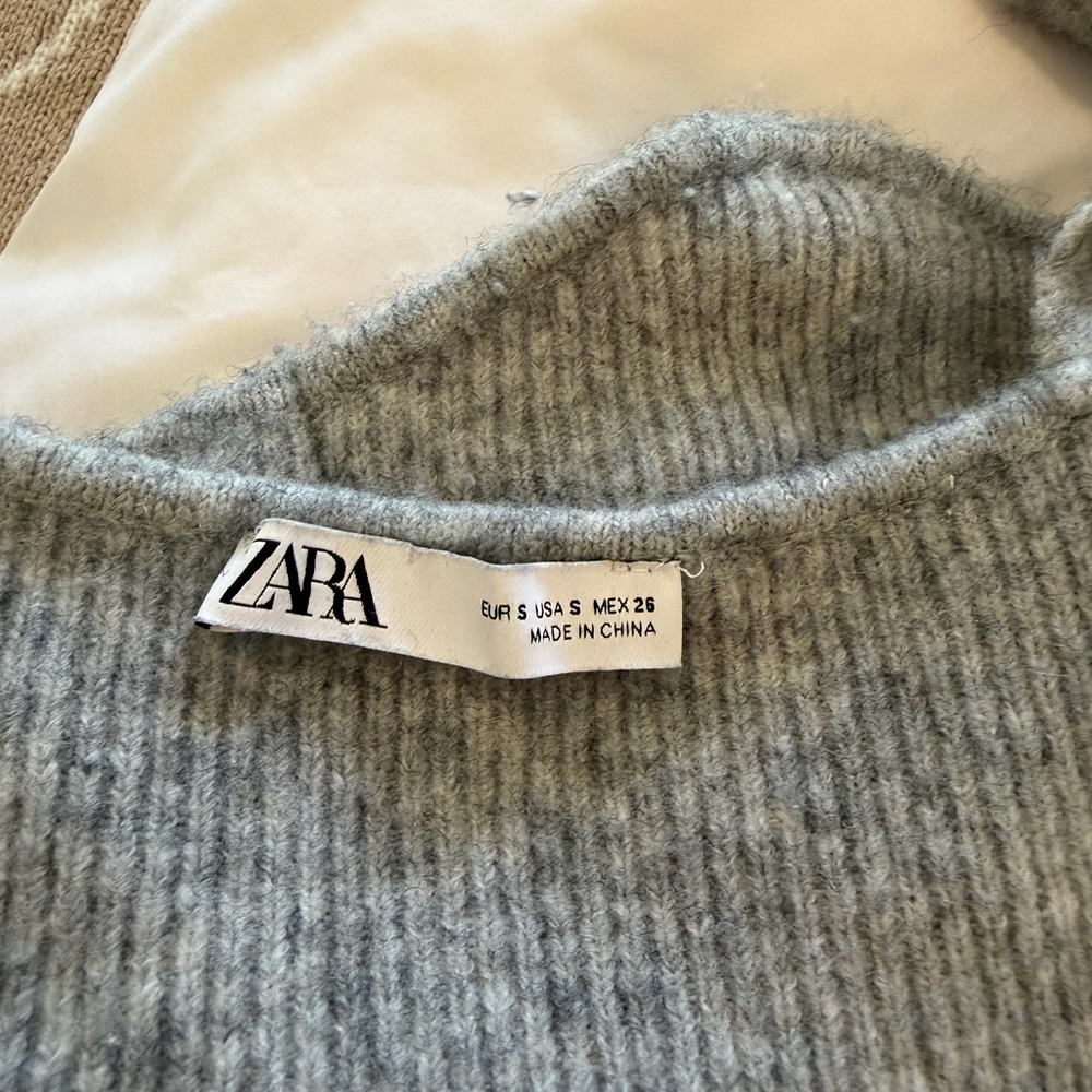Zara Top - Picture 3 of 3